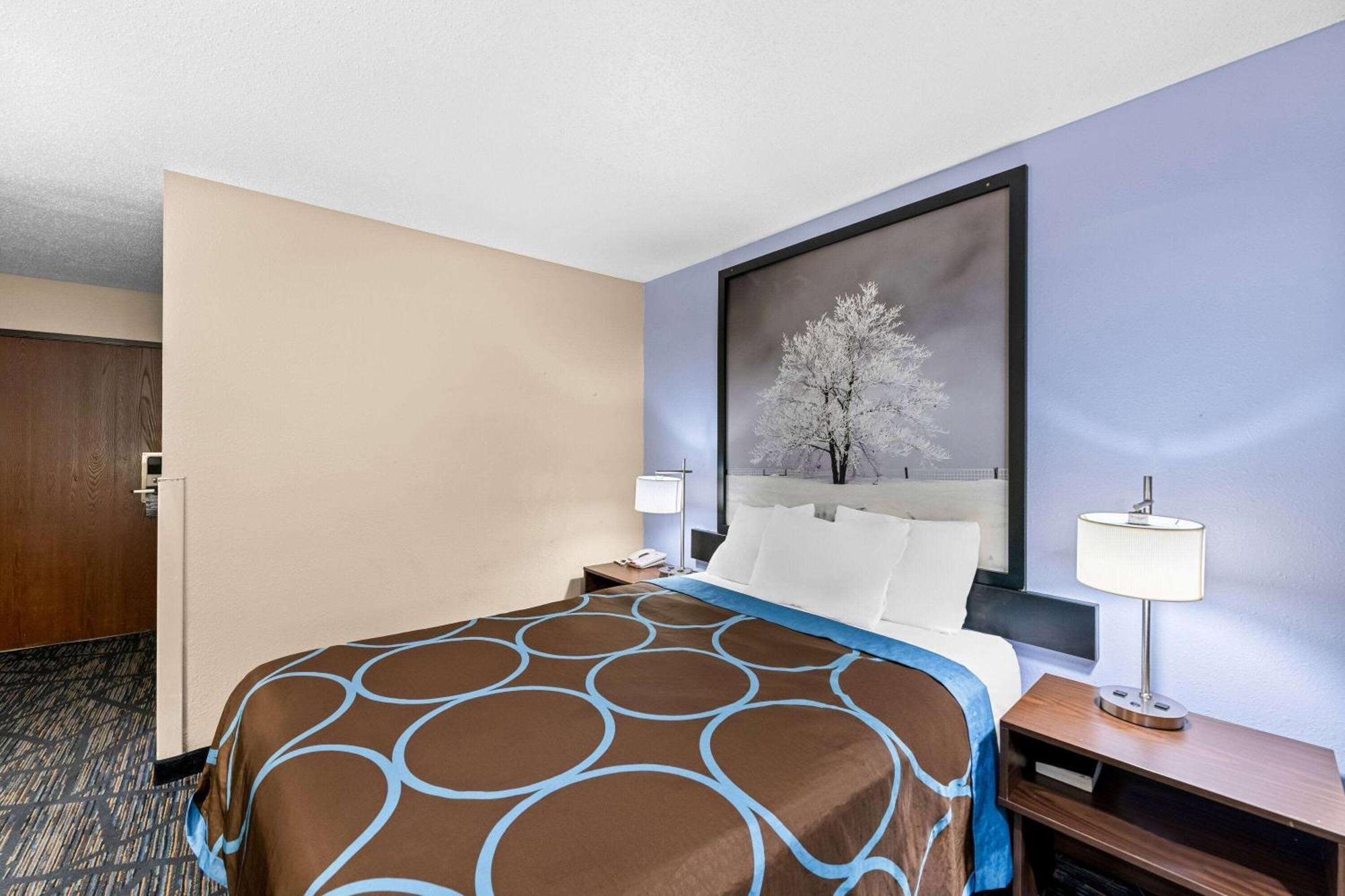 Super 8 By Wyndham Council Bluffs Ia Omaha Ne Area Exterior foto
